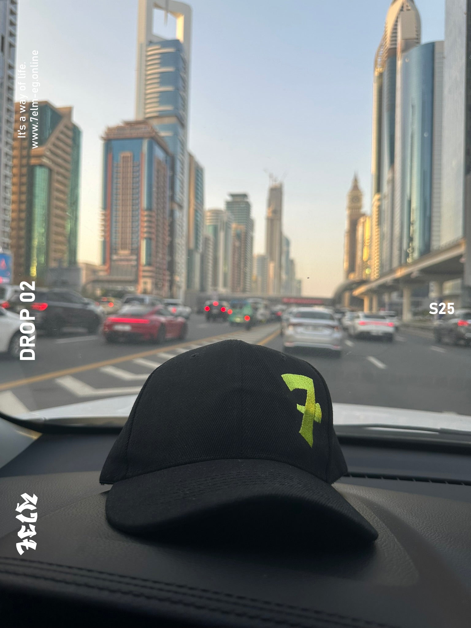 7 Black Signature Cap